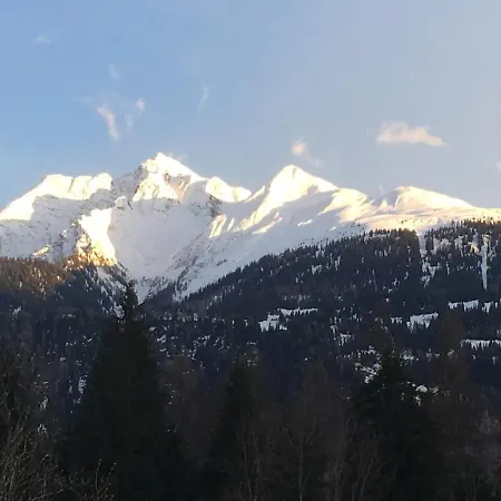 Casa Migiur 3,5 Zimmer-apartment Daire Laax