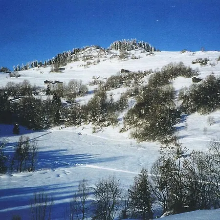 Casa Migiur 3,5 Zimmer-apartment Daire Laax